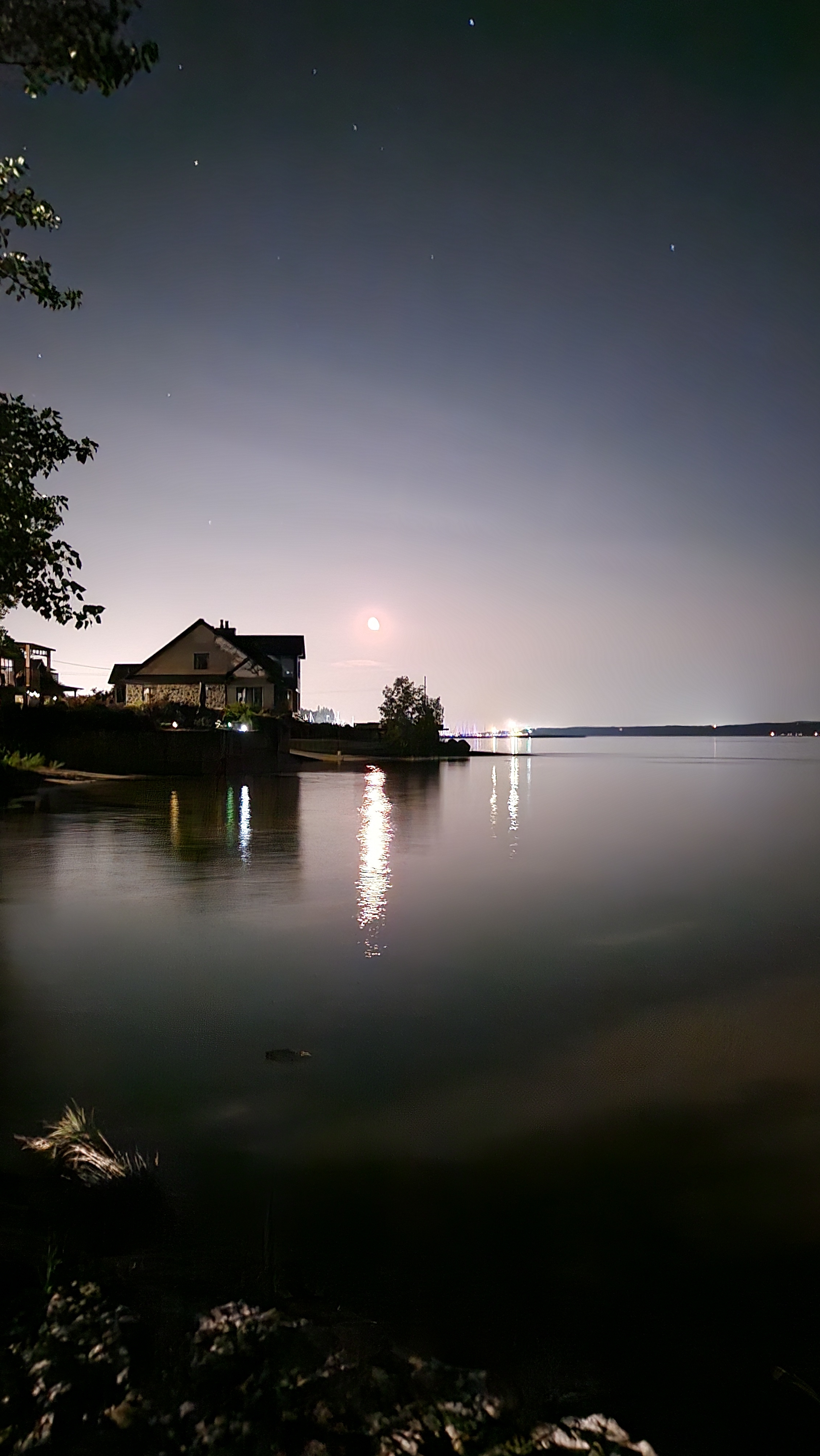 Clair de lune sur le St Laurent à marée haute